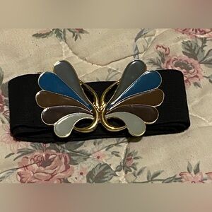 Elegant Butterfly Buckle Belt in Gold and Multicolor